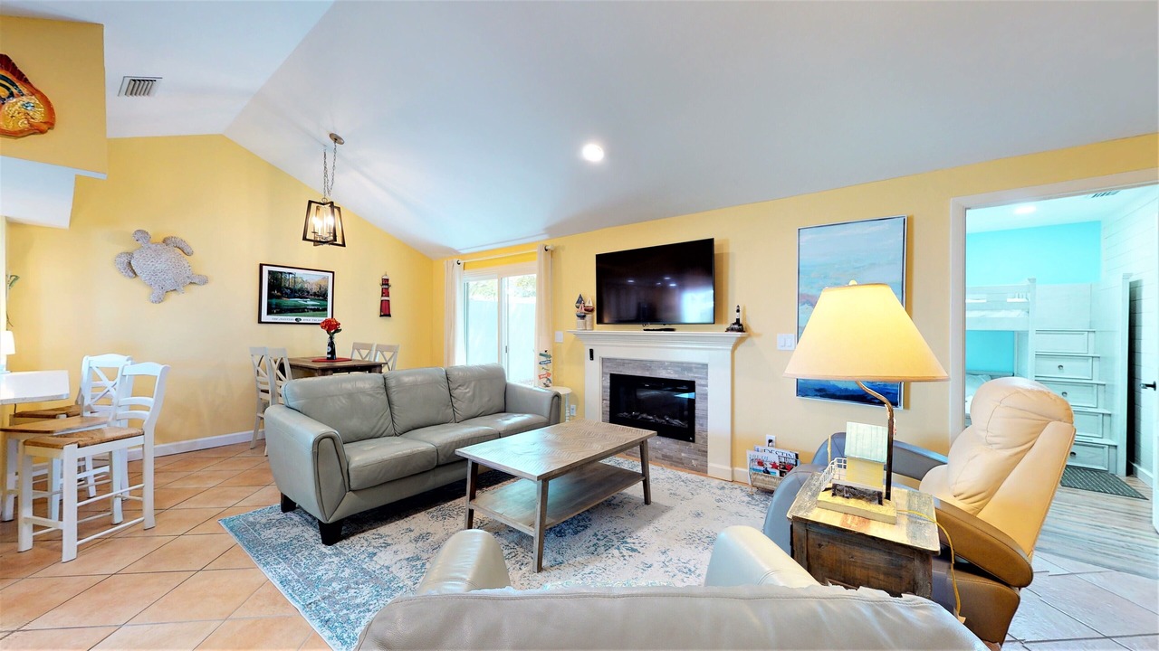 Photo of Livingroom in Miramar Beach