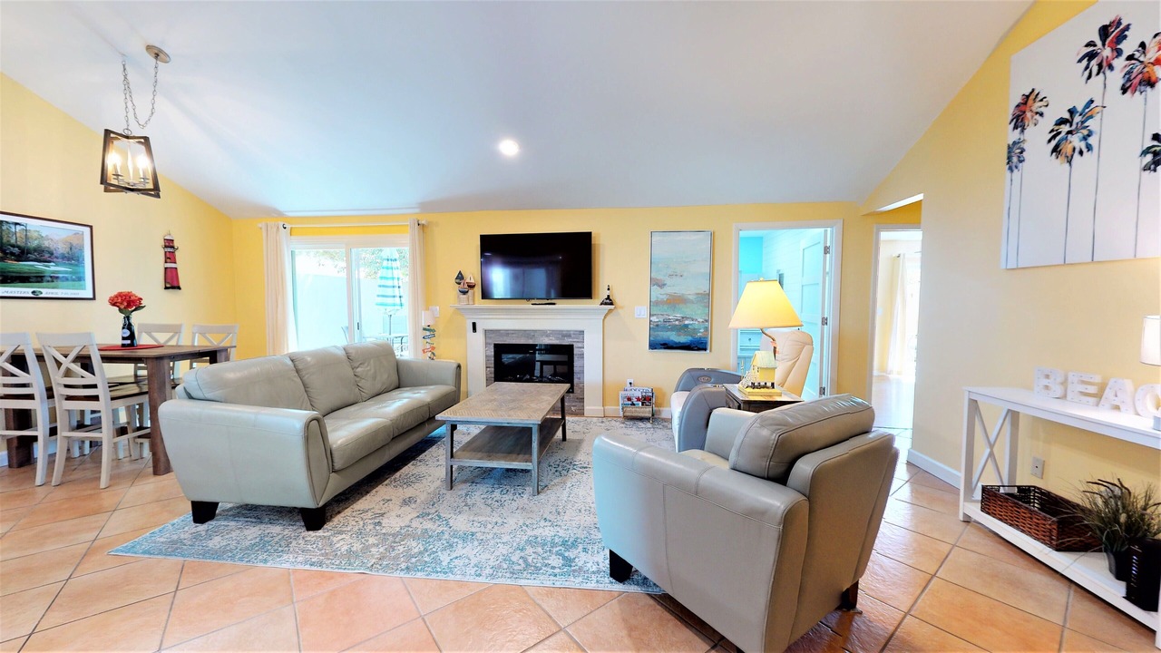 Photo of Livingroom in Miramar Beach