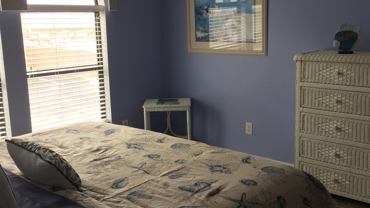 Photo of Bedroom in Navarre Beach