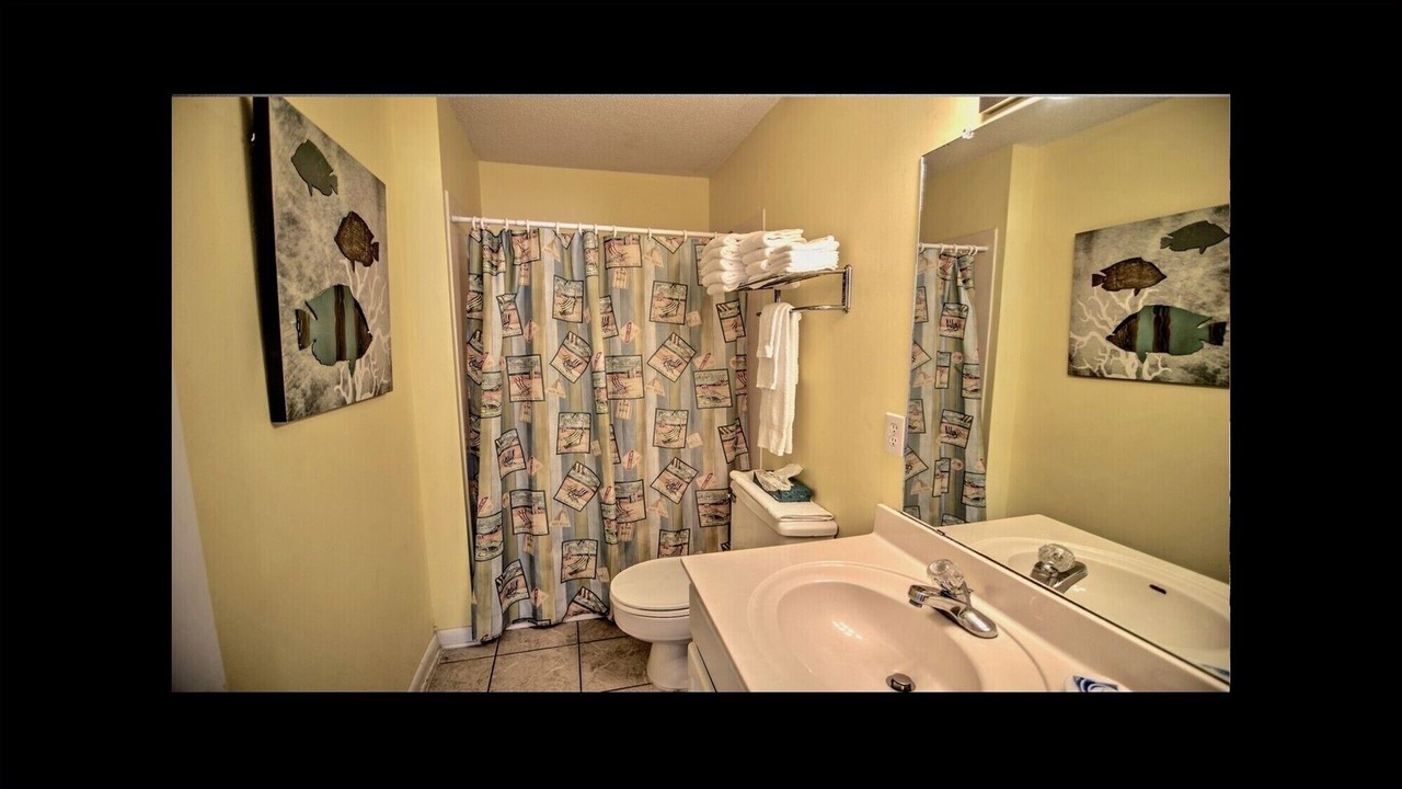 Photo of Bathroom in Navarre Beach
