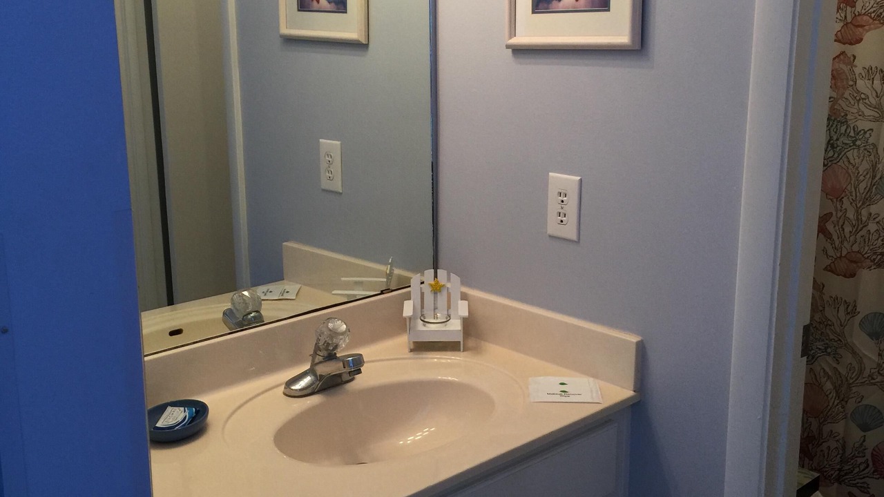 Photo of Bathroom in Navarre Beach