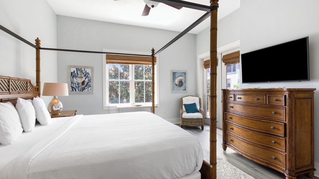 Photo of Bedroom in Santa Rosa Beach