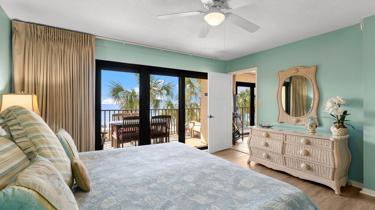 Photo of Bedroom in Lower Grand Lagoon