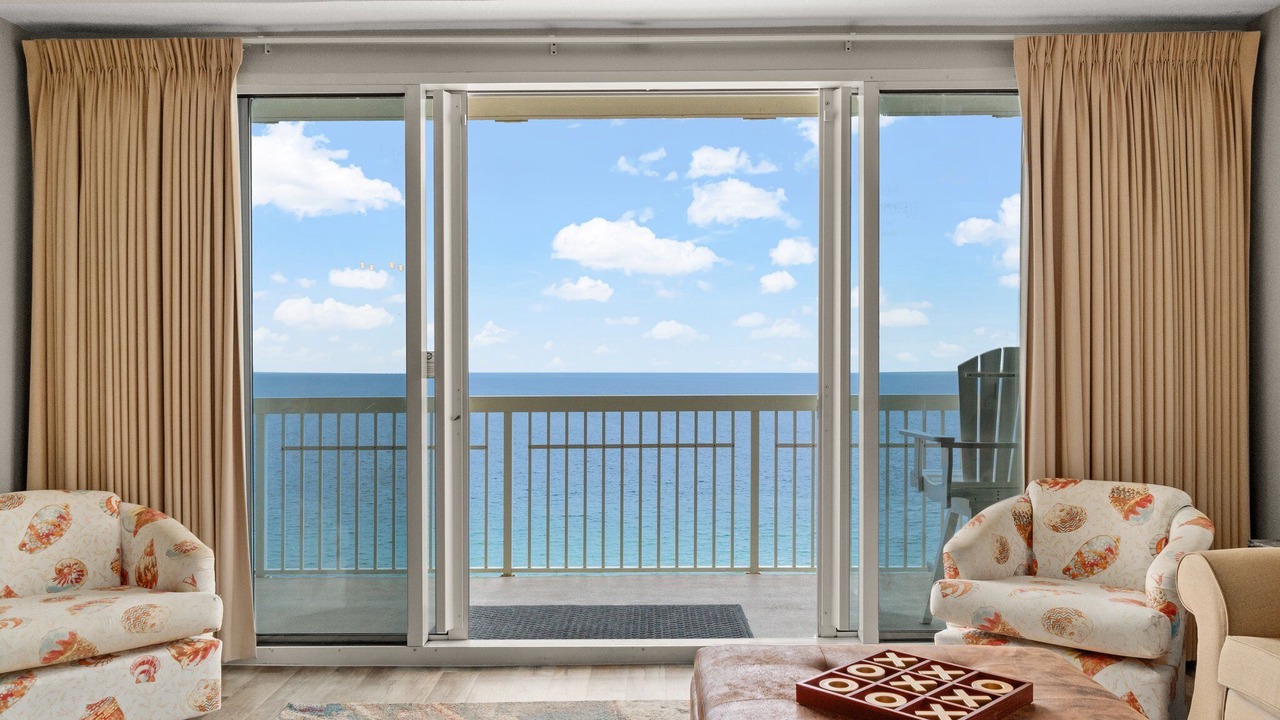Photo of Livingroom in Miramar Beach