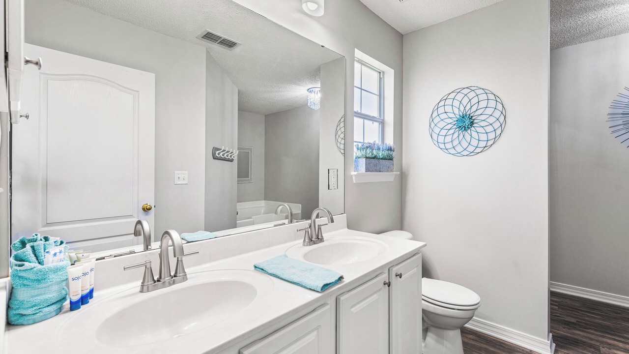 Photo of Bathroom in Fort Walton Beach - Destin
