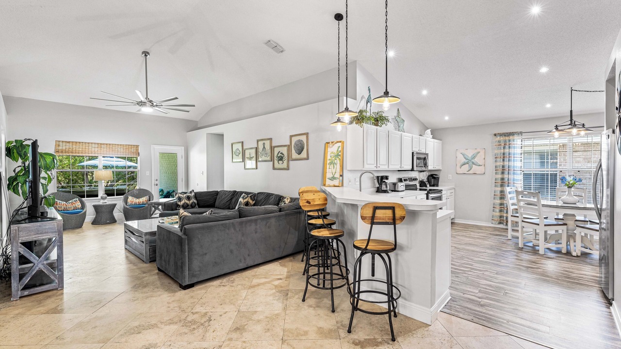 Photo of Livingroom in Fort Walton Beach - Destin