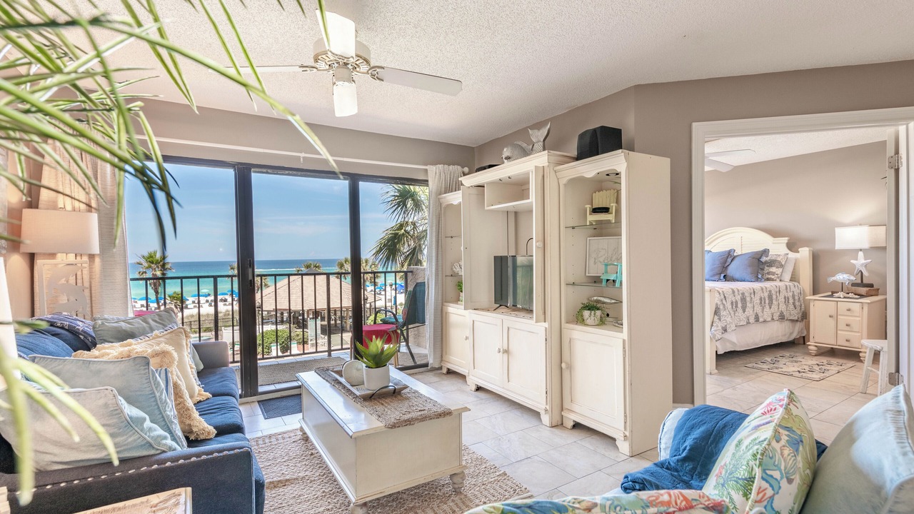 Photo of Bedroom in Biltmore Beach