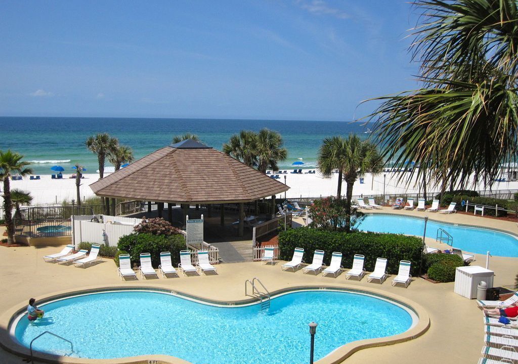 Photo of Outdoor in Biltmore Beach