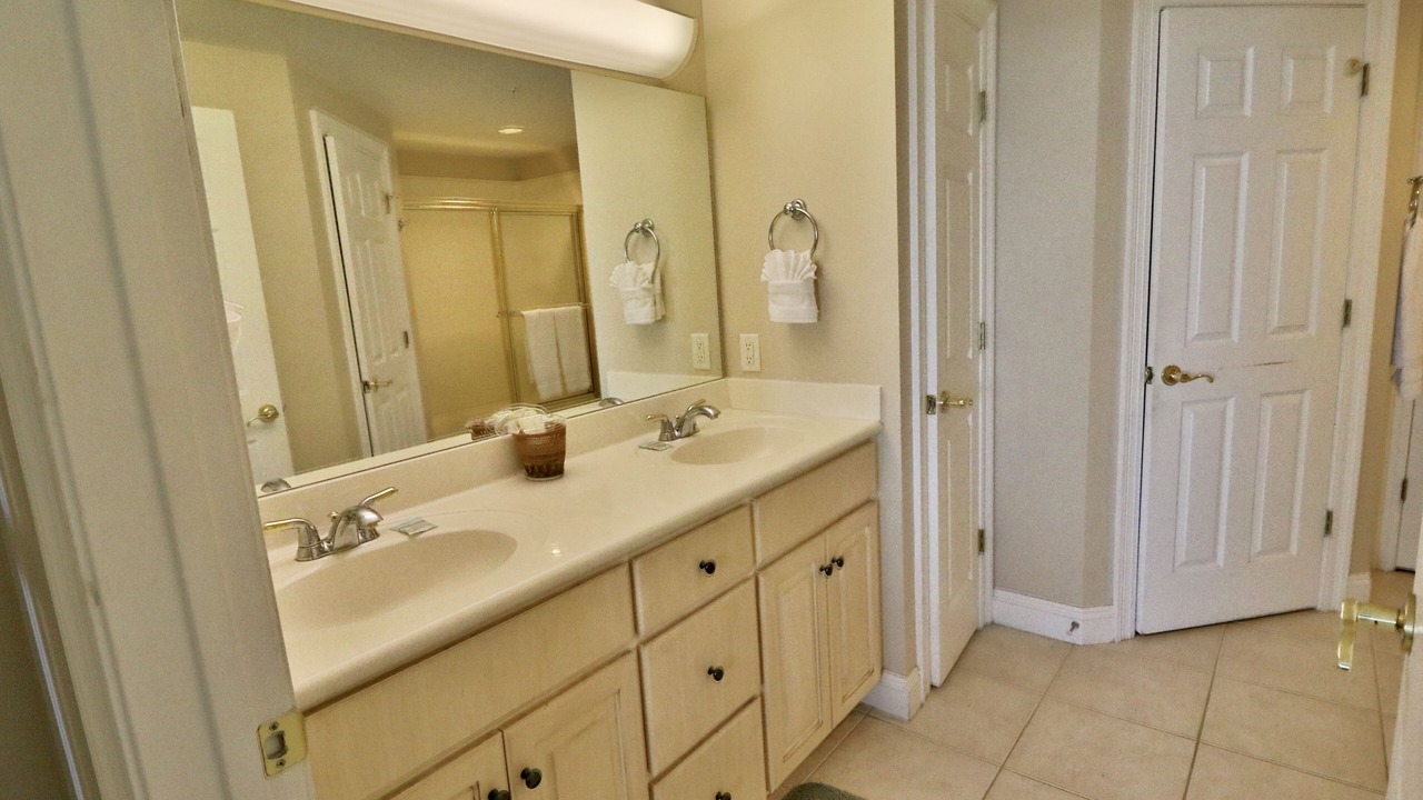 Photo of Bathroom in Thomas Drive