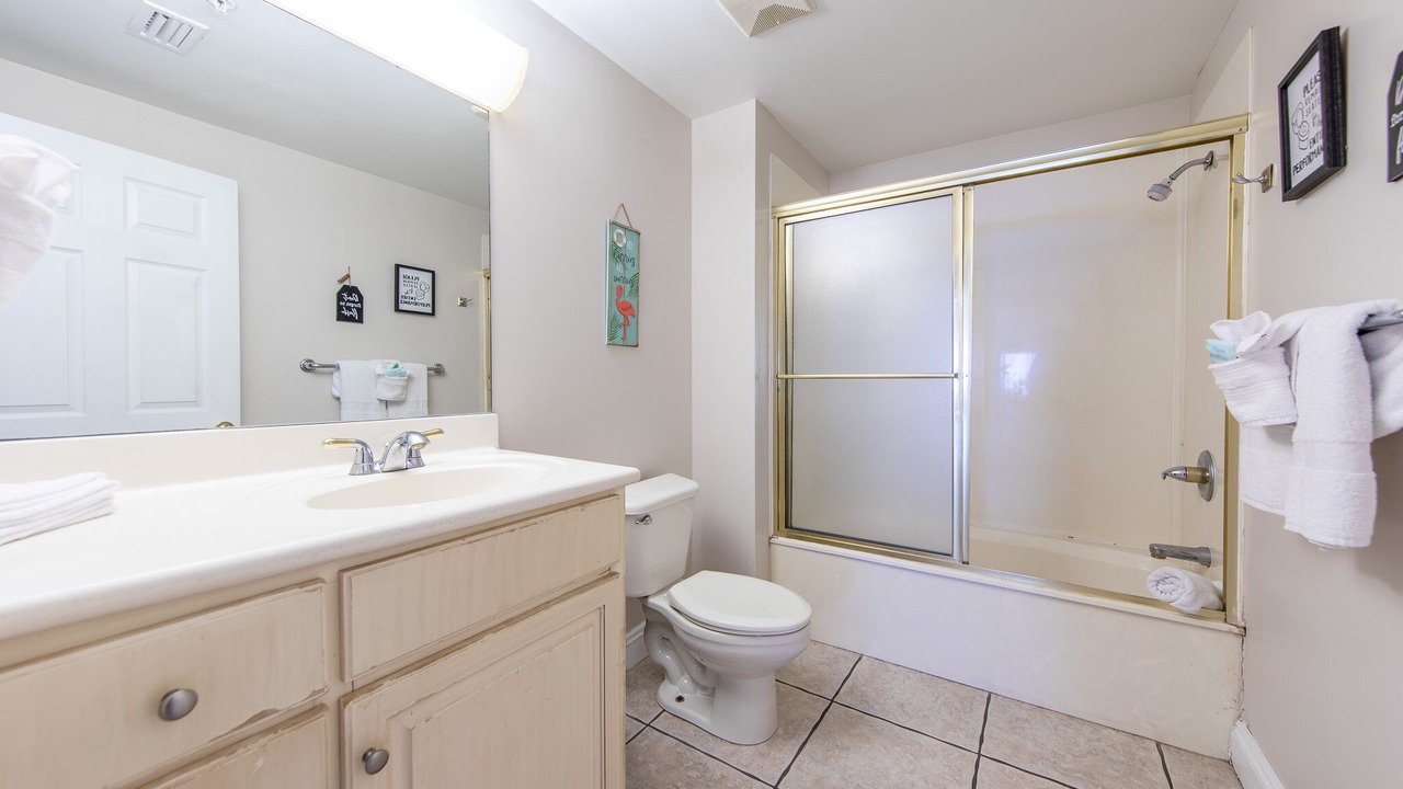 Photo of Bathroom in Thomas Drive