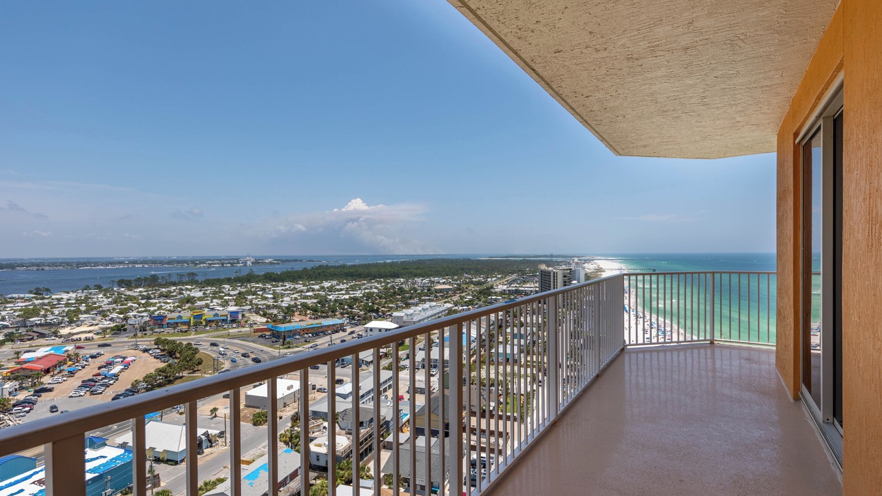 Photo of Patio Balcony in Lower Grand Lagoon
