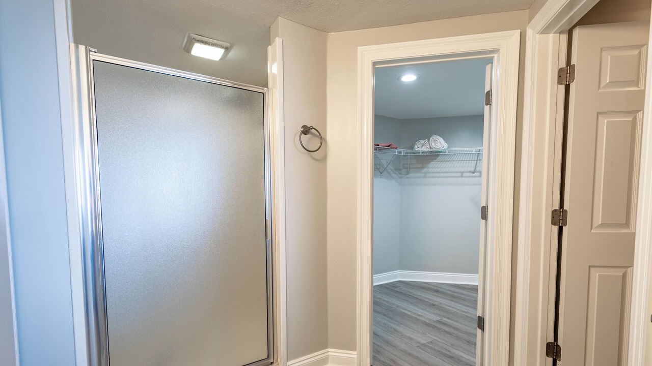 Photo of Bathroom in Lower Grand Lagoon