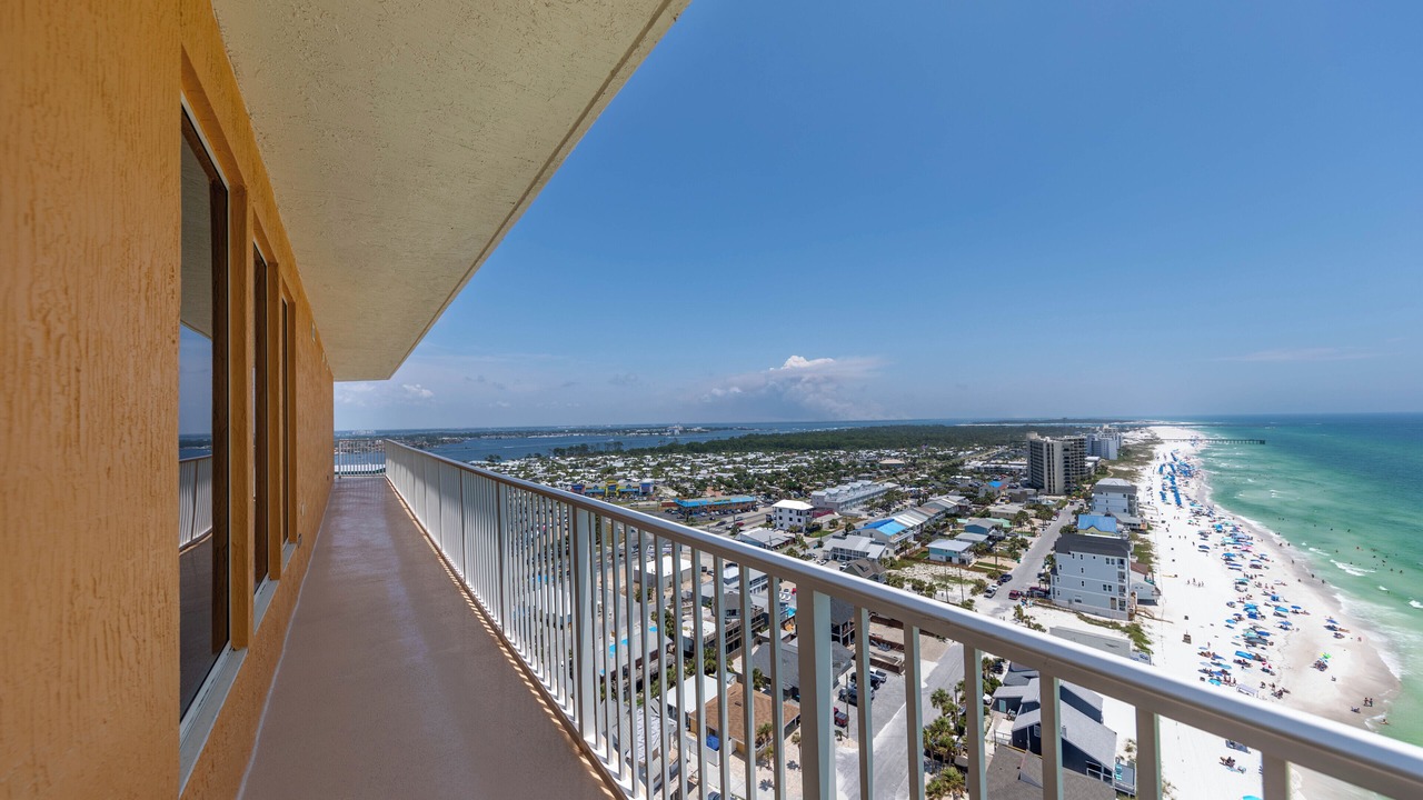 Photo of Patio Balcony in Lower Grand Lagoon