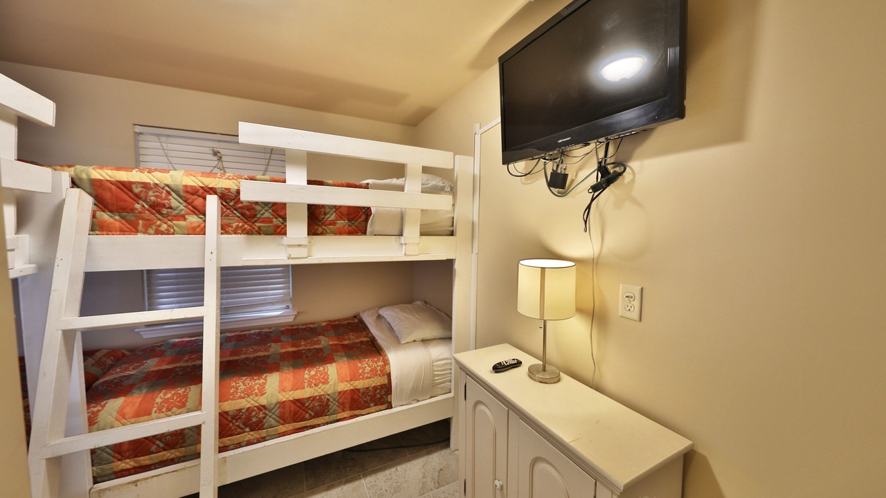 Photo of Bedroom in Lullwater Beach On Gulf Of Mexico
