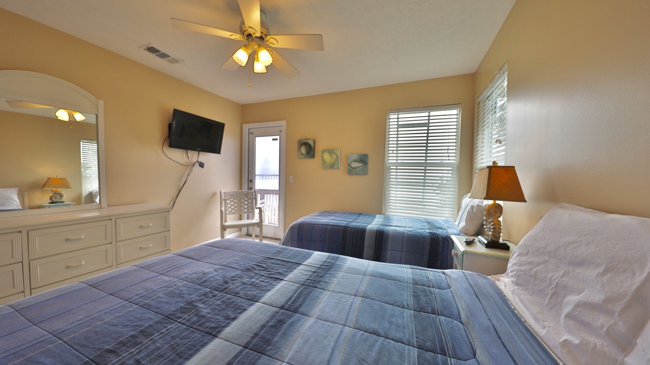 Photo of Patio Balcony in Lullwater Beach On Gulf Of Mexico
