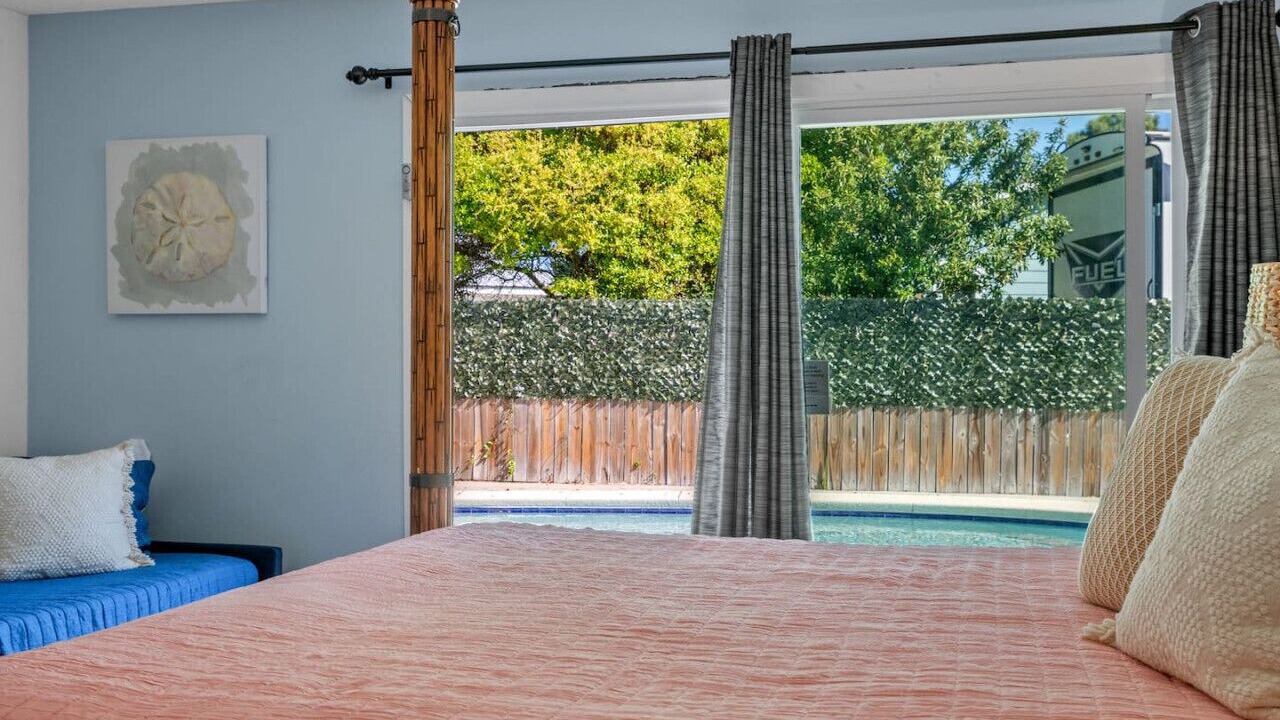 Photo of Bedroom in El Centro Beach