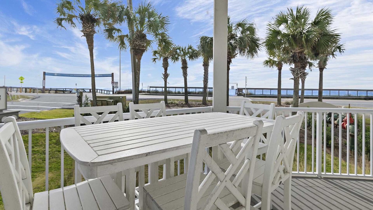 Photo of Others in Avalon Beach Estates