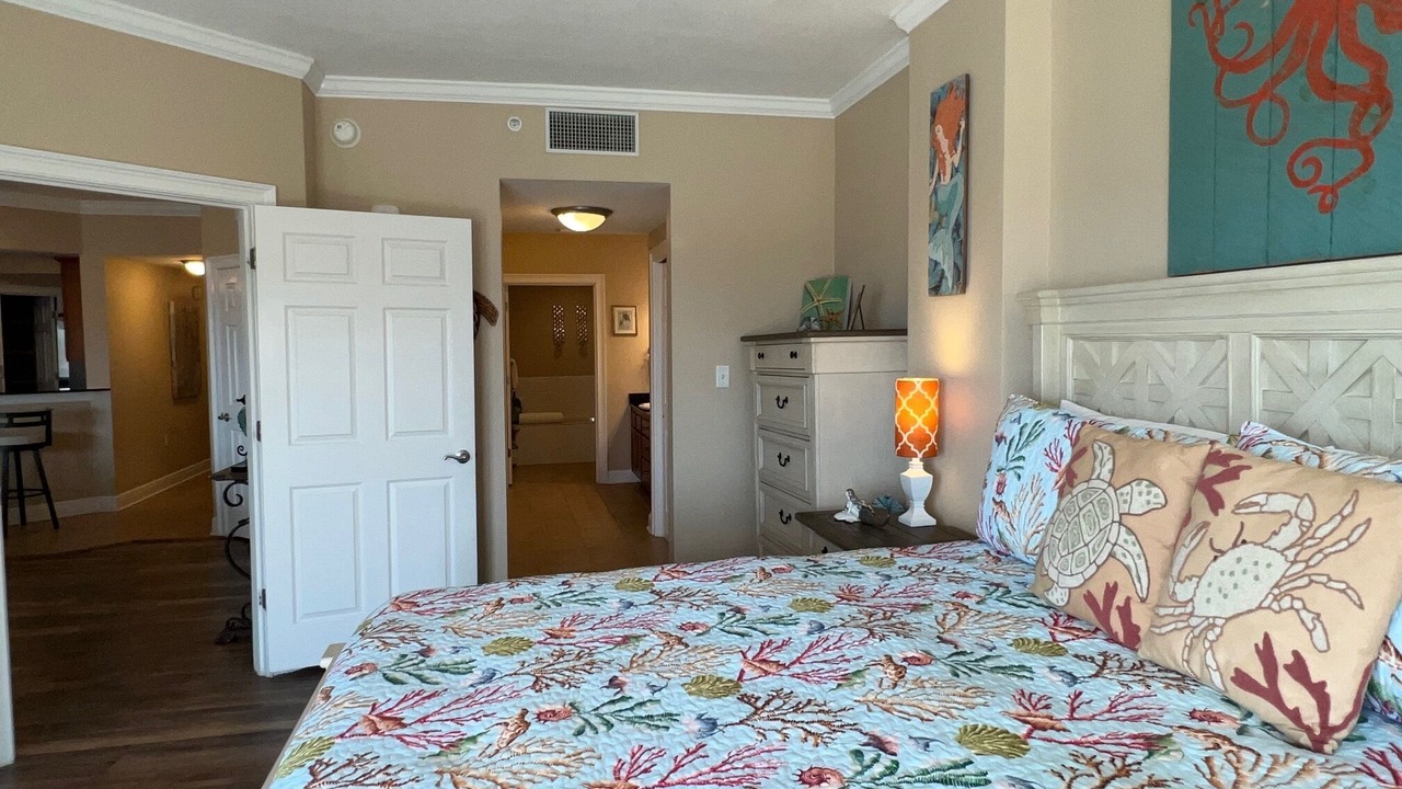 Photo of Bedroom in Mexico Beach