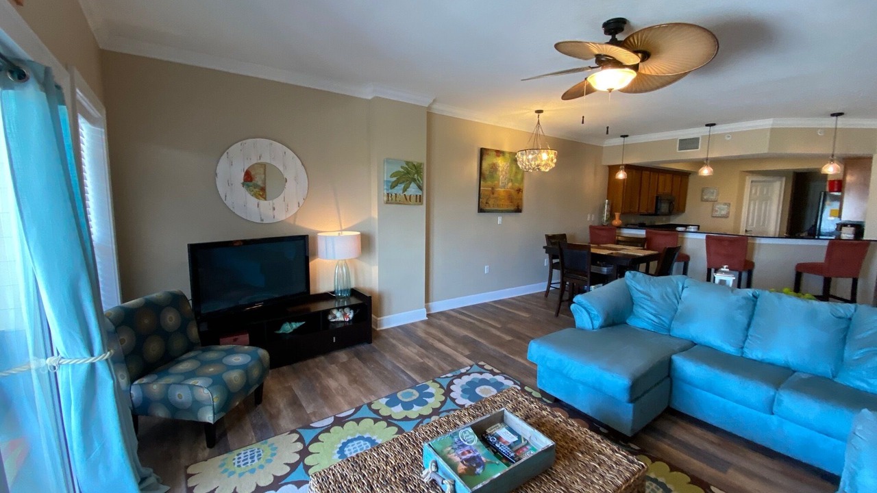 Photo of Livingroom in Mexico Beach