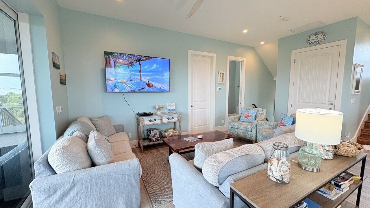 Photo of Livingroom in North Captiva