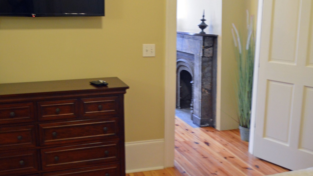Photo of Bedroom in Arts/Warehouse District