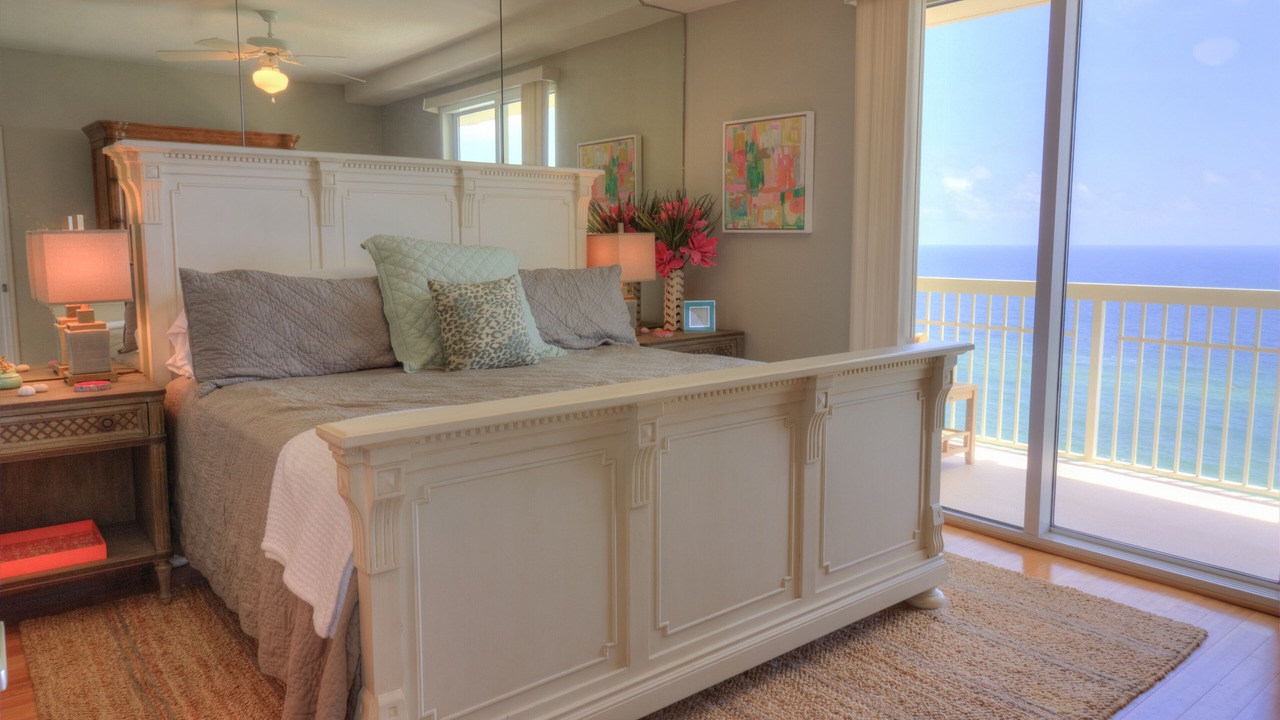Photo of Bedroom in Miramar Beach