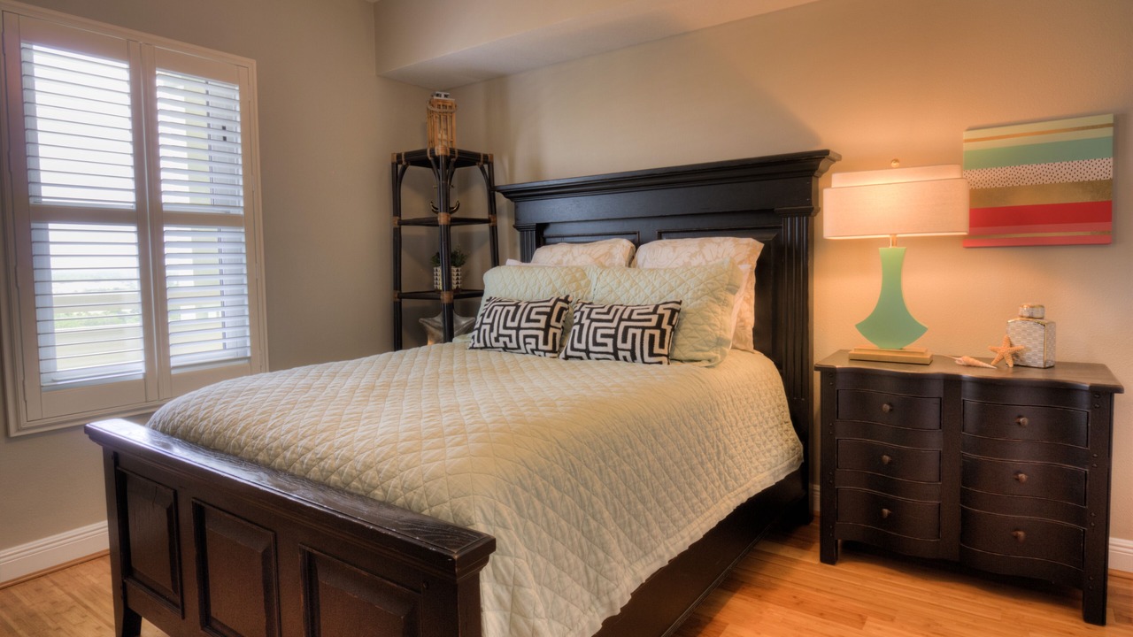 Photo of Bedroom in Miramar Beach