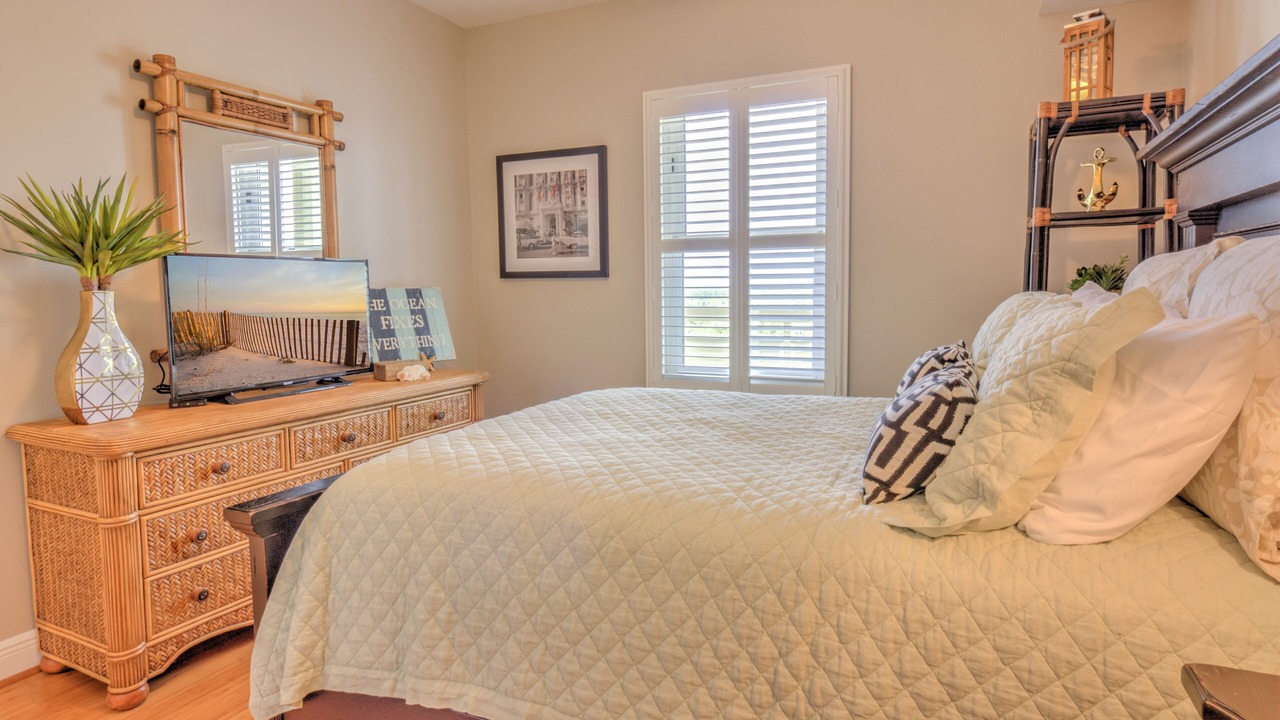 Photo of Bedroom in Miramar Beach