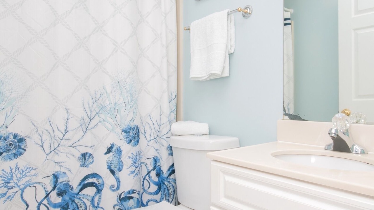 Photo of Bathroom in Long Beach