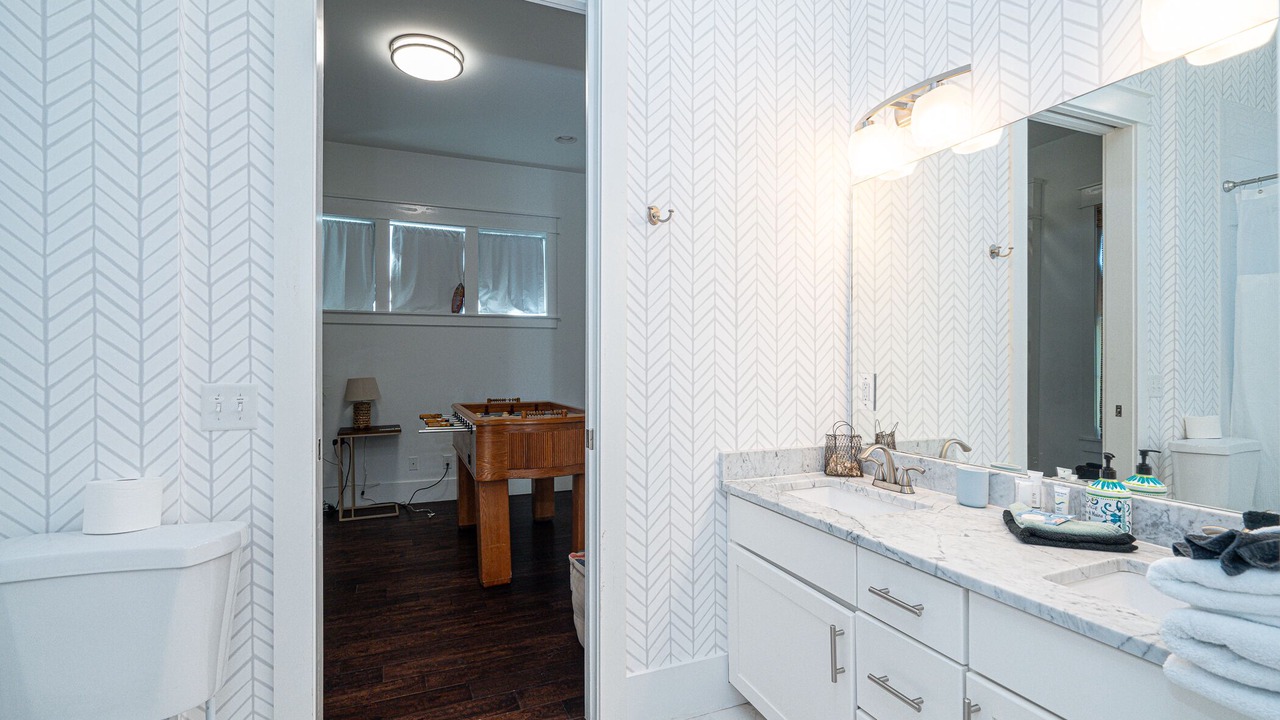 Photo of Bathroom in Lakeside at Blue Mountain Beach