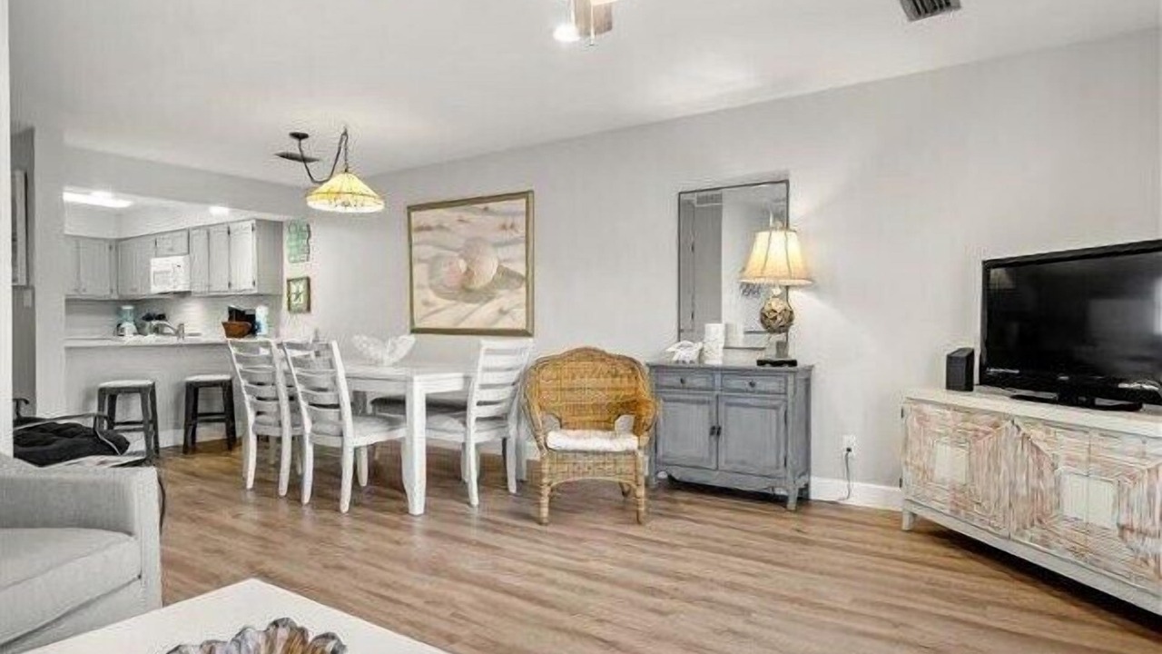 Photo of Livingroom in Miramar Beach