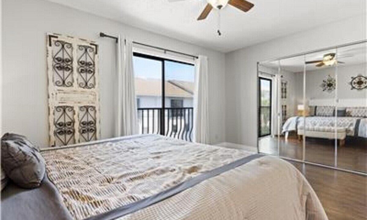 Photo of Bedroom in Miramar Beach