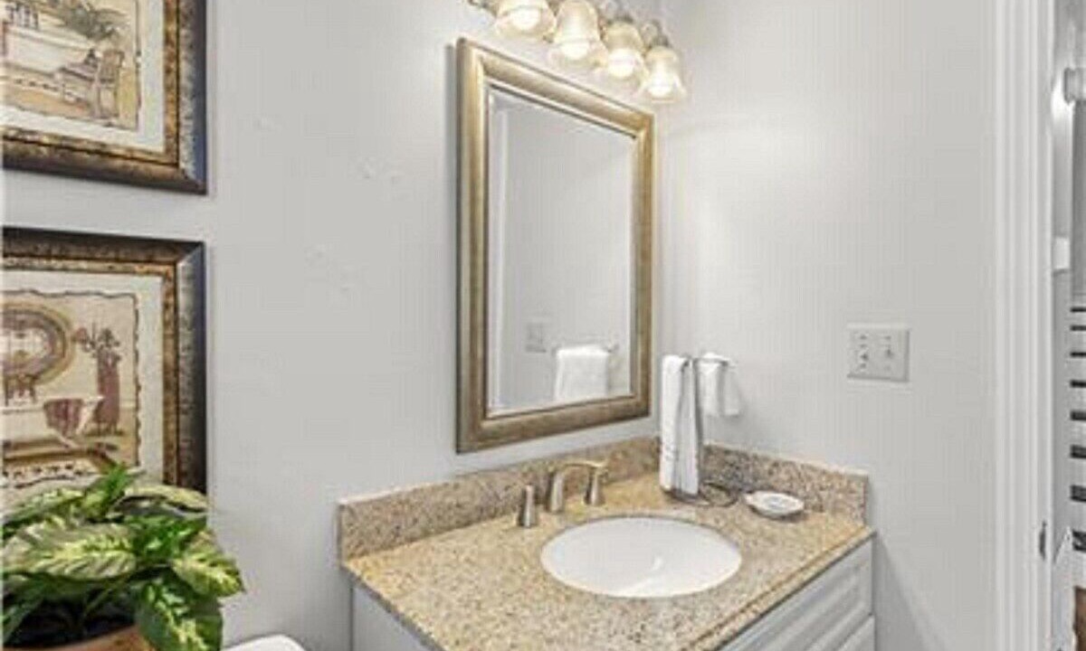 Photo of Bathroom in Miramar Beach