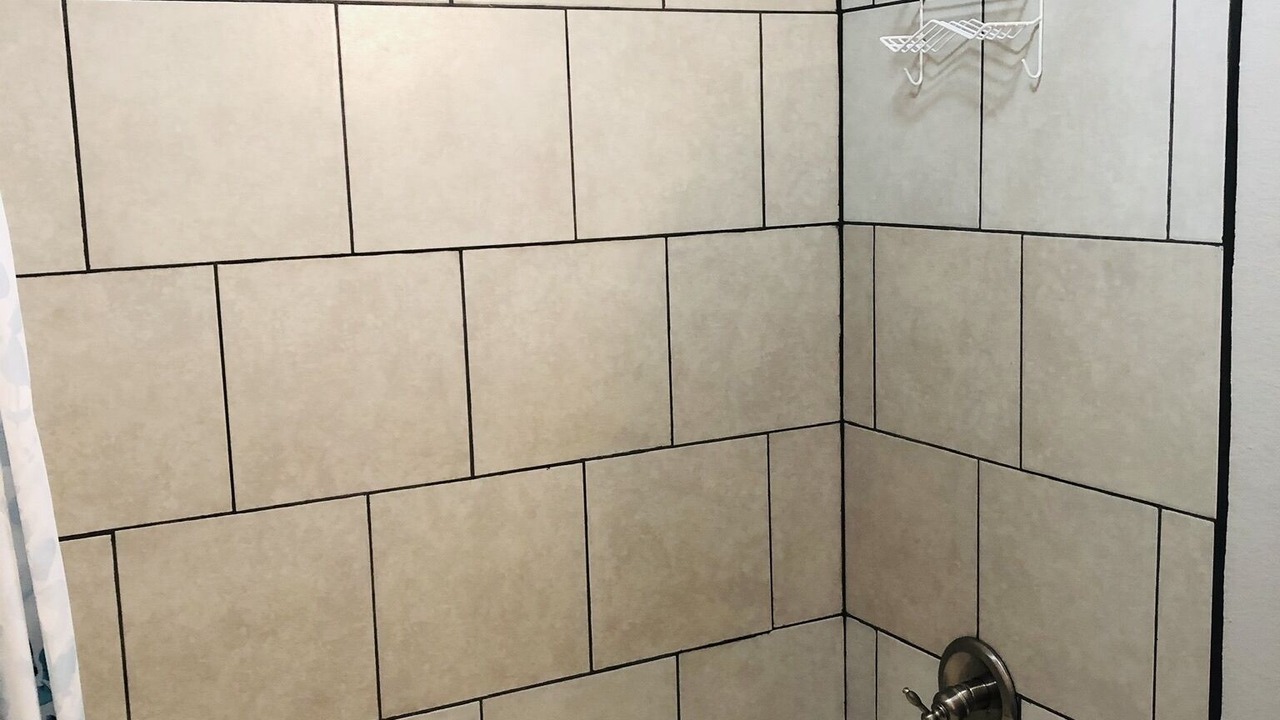 Photo of Bathroom in Zavalla