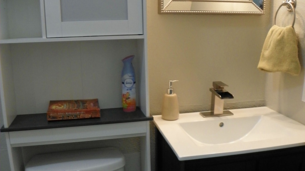 Photo of Bathroom in Zavalla