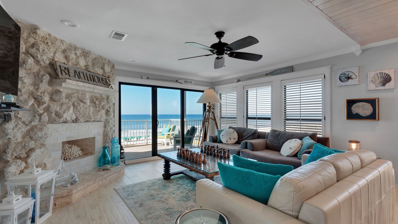 Photo of Bedroom in Crystal Beach