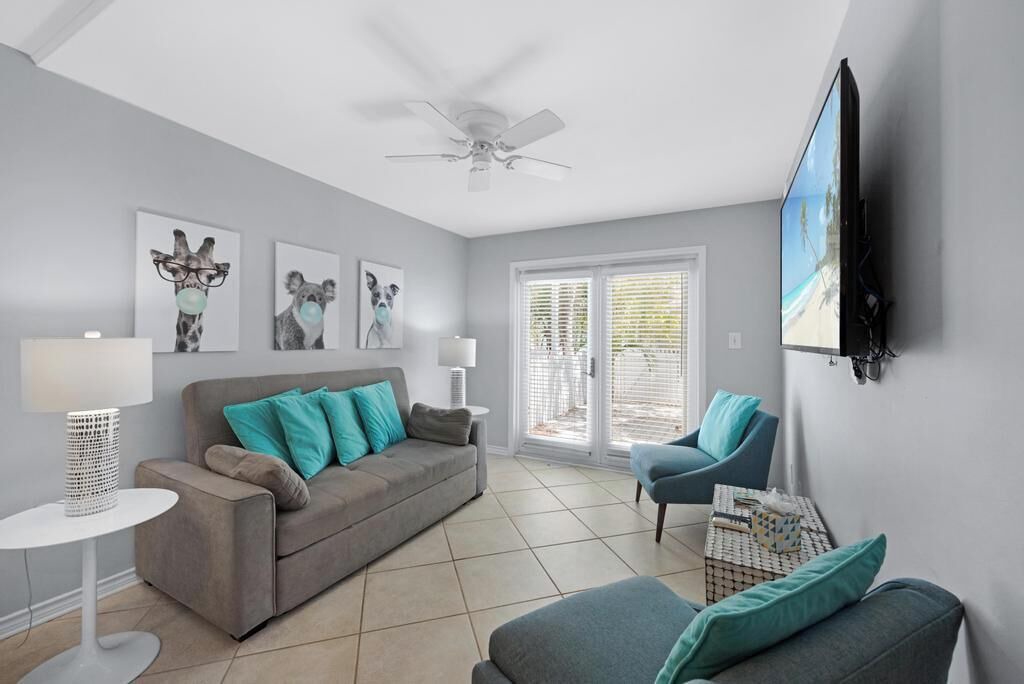 Photo of Livingroom in Truman Annex