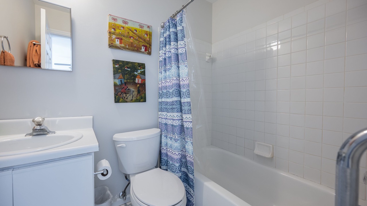 Photo of Bathroom in Truman Annex