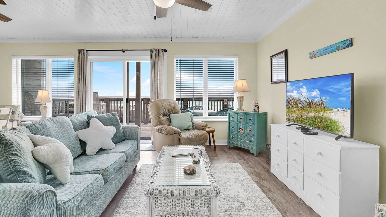 Photo of Bedroom in Laguna Beach Estates