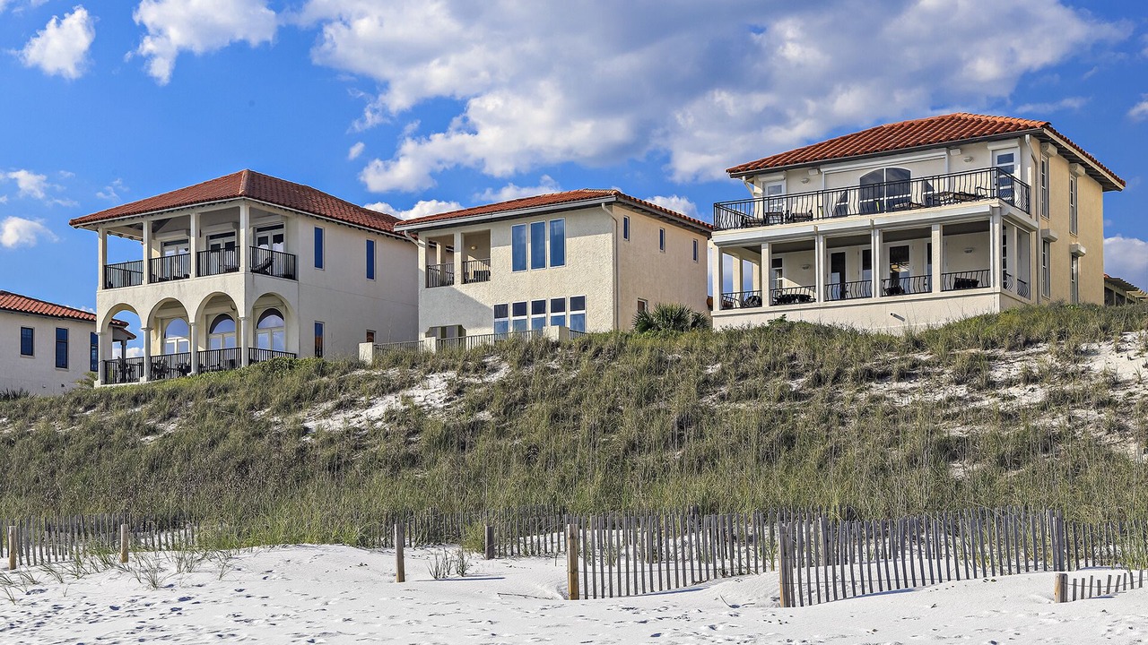 Photo of Others in Dune Allen Beach