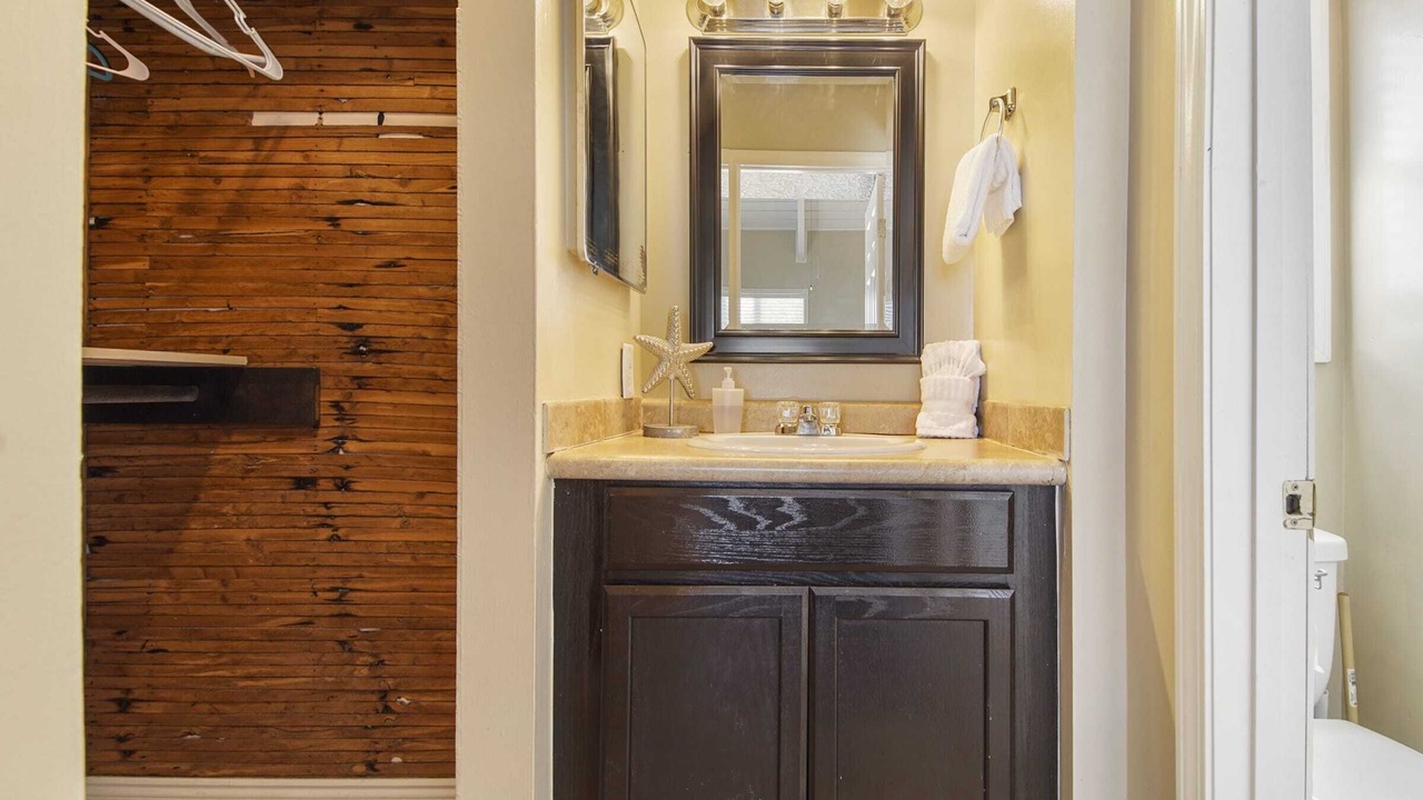 Photo of Bathroom in Holiday Beach