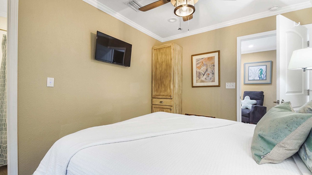 Photo of Bedroom in Holiday Beach