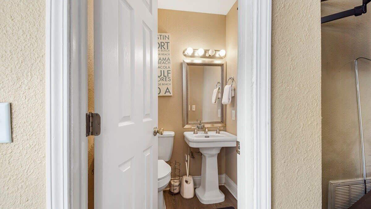 Photo of Bathroom in Holiday Beach