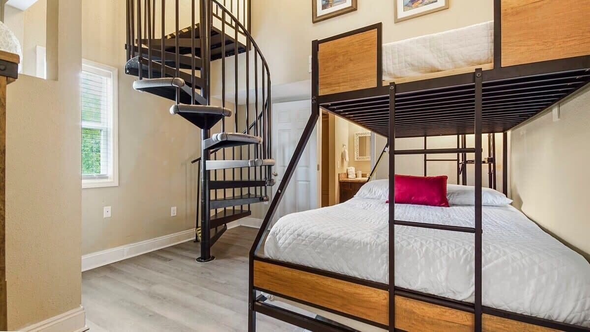 Photo of Bedroom in Holiday Beach