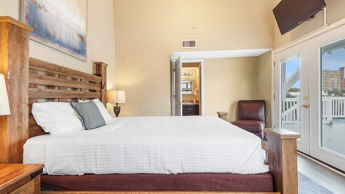 Photo of Bedroom in Holiday Beach