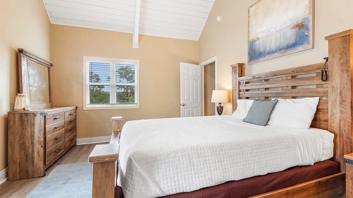 Photo of Bedroom in Holiday Beach