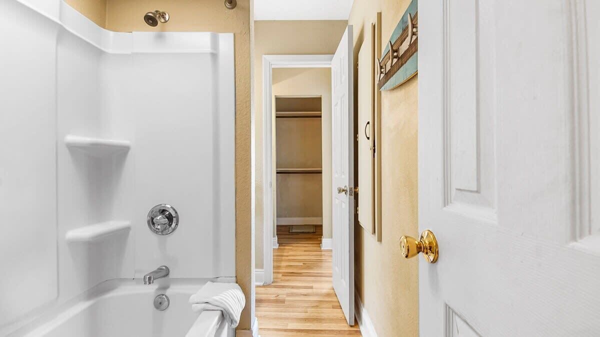 Photo of Bathroom in Holiday Beach