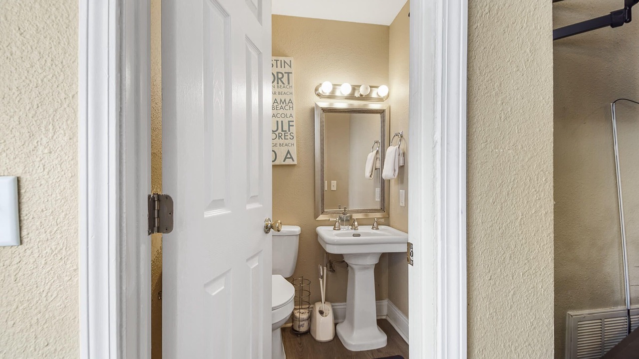 Photo of Bathroom in Holiday Beach