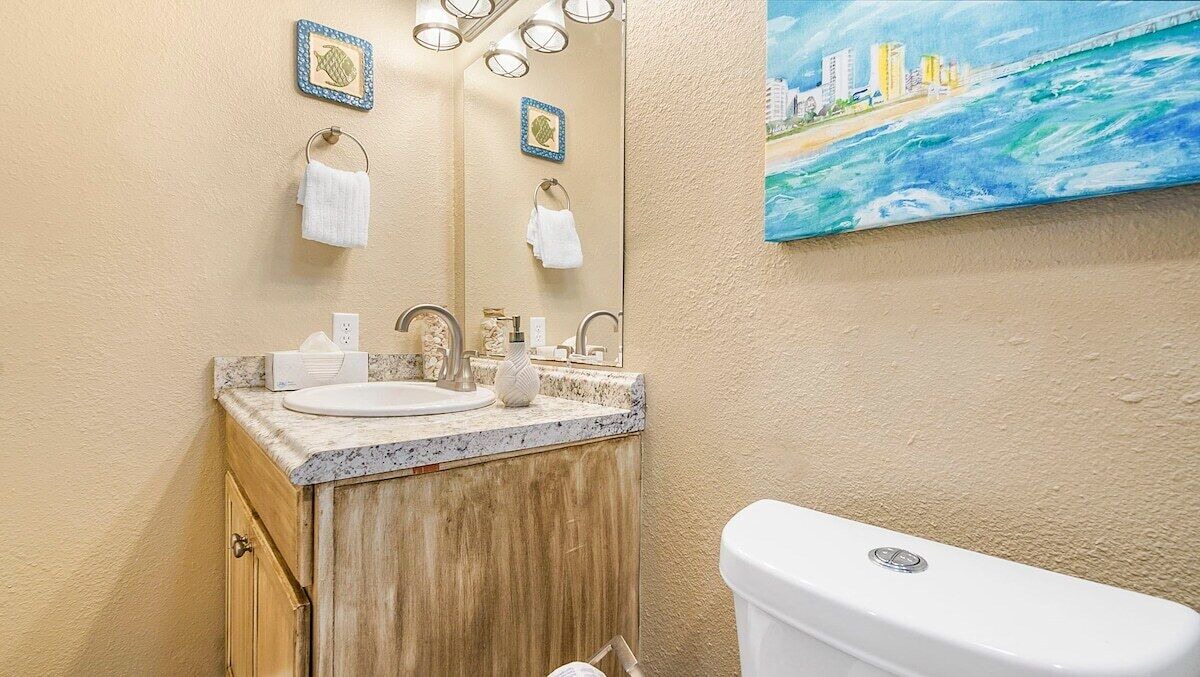 Photo of Bathroom in Holiday Beach