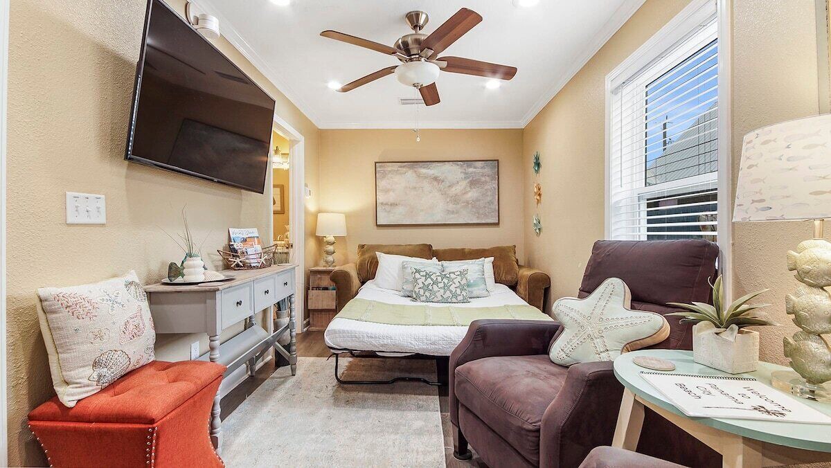 Photo of Bedroom in Holiday Beach